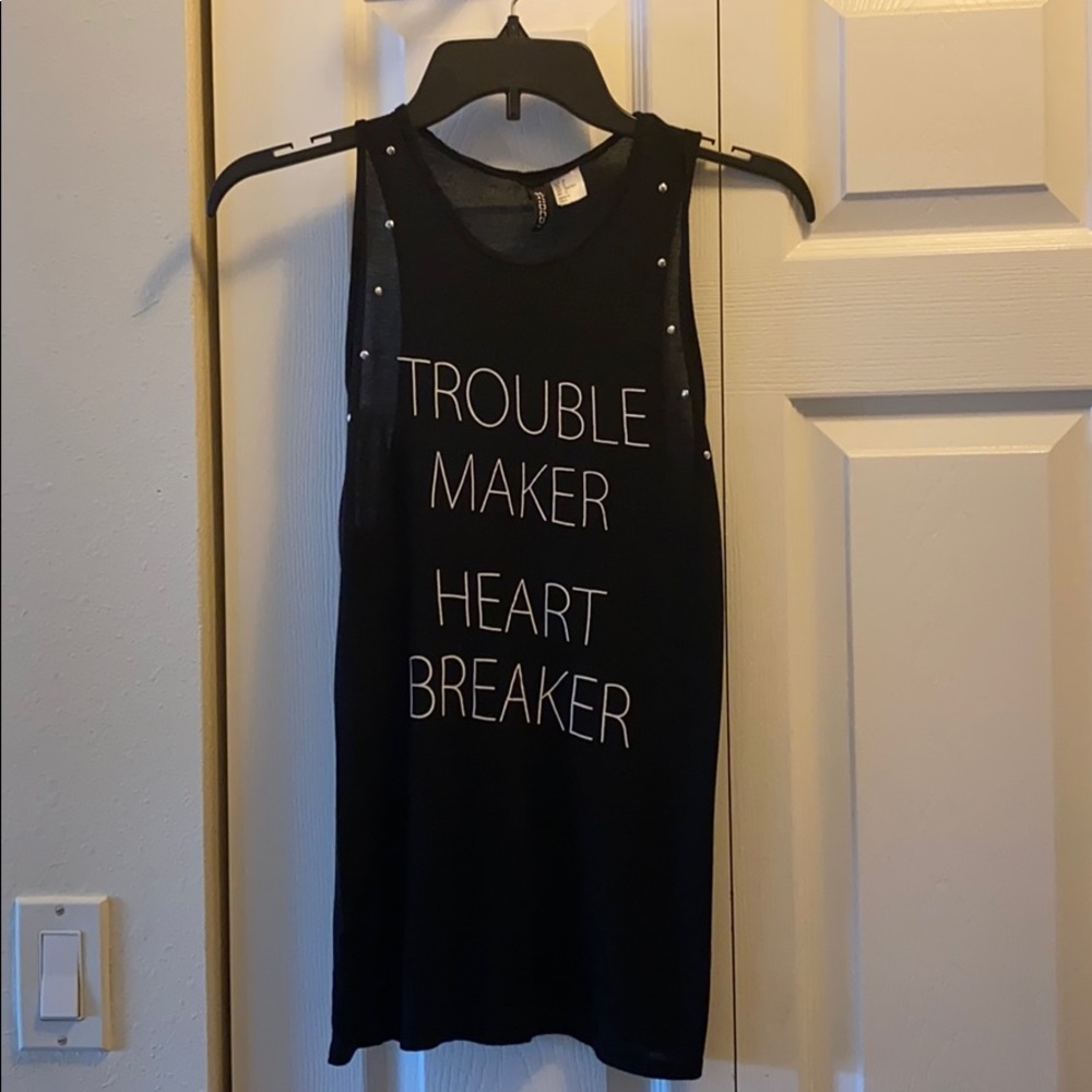 Heart Breaker black sleeveless shirt size 2